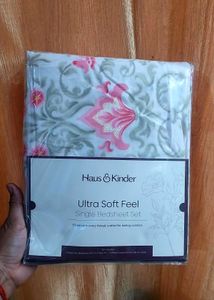 Haus & Kinder Ultra Soft Single Bedsheet Set