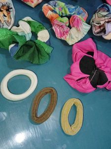Hair Accessories (no rubbers) chck caption