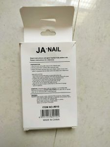 4 Sparkling Red Glitter Press-On Nails