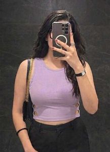 💜 Lavender Side Cut-Out Crop Top 💜