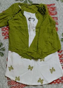 Olive Green Kurta Set with Bow Print