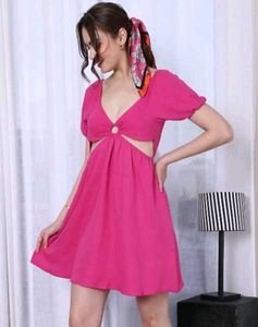 Shein Plunging Neck Cut-Out Detail Mini