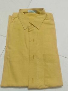 Men's Yellow Classic Button-Down Shirt