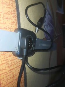 Boat Wave Call 2 Smartwatch &amp; charger