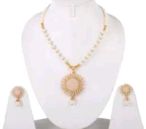 Sun Motif Pearl Necklace &amp; Earrings Set