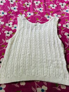 Chic White Knit Sleeveless Top