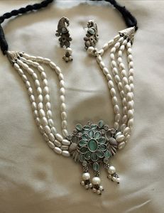 Grab Our Brass Choker Set With Semiprecious Stones And Pearls Work ♥️ 👌👌👌