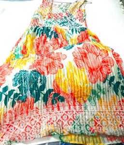 Floral Milti Color Print Gown34-36 fit