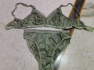 Pretty Lingerie Sets ( Colors Available)