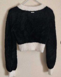 beutiful furr super soft cozy cardigan
