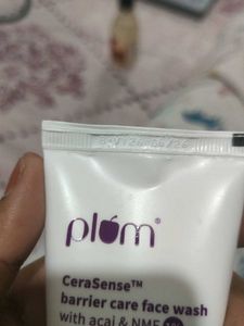 Plum CeraSense Face Wash