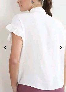 Chic White Short Sleeve Button-Down Blouse