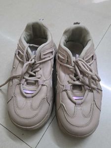 Chunky Beige Sneakers