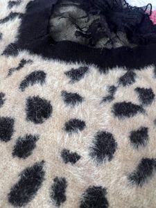 Leopard Print V-Neck Sweater ( fit upto 36 bust)