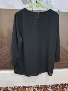 Chic Black Long Sleeve Top