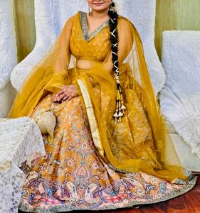 Elegant Yellow Lehenga Choli Set