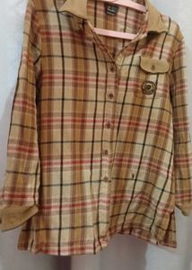 Chic Plaid Button-Up Shirt