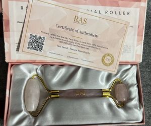 RAS Luxury Skincare Rose Quartz Facial Roller