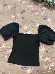 H&amp;M Black Basic Top - Size S