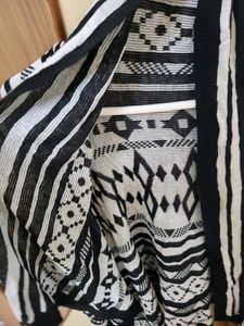 Shrug Black And White Very Stylish Never Used