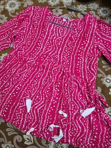 Stylish Pink Ethnic Kurti