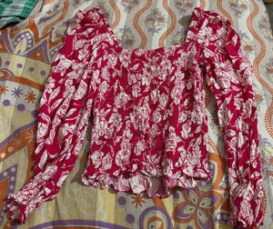 Chic Floral Print Smocked Top