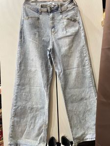 Light Wash Wide Leg Jeans