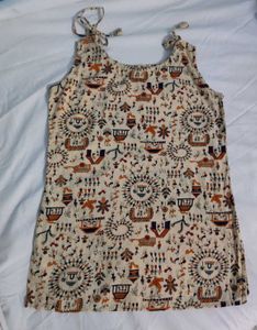 Sleeveless Tie up Short Kurta