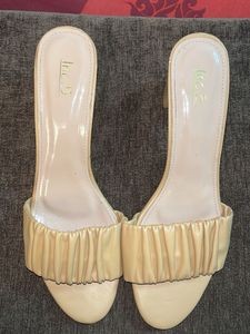 Inc.5 Heels