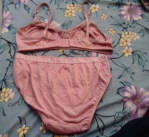 Elegant Pink Lace Bra and Panty Set