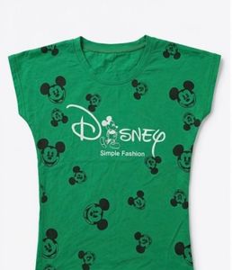 Fitted green tshirt