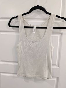 Estivaneli Tank Top