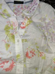Chic Floral Button-Up Shirt