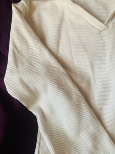 COLLARNECK WOMENS TOP