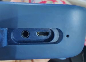 MIVI ROAM 2. BLUETOOTH SPEAKER. LIKE NEW