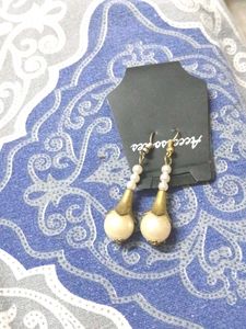 Elegant Pearl Drop Earrings