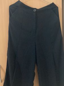 Zink London Black Color Wide Leg Pants. Size Small