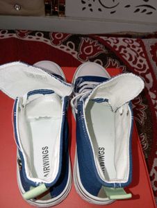 AIRWIGS lace Up Canvas Sneakers