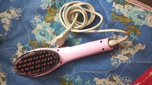 Pink Hair Straightener Brush