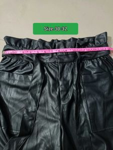 Stylish Black Faux Leather Pants Size 30-32