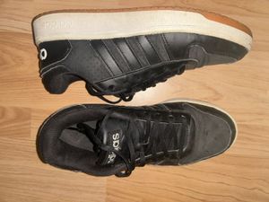 Adidas Black Hoops 2.0