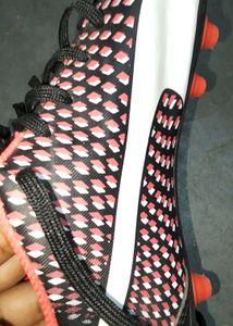Puma Size 10 US