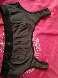 women's sports bra