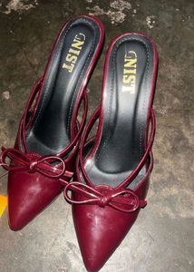 Burgundy Bow Heeled Mules🎀