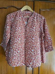 Floral top
