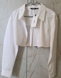 Chic White Cropped Shirt Top