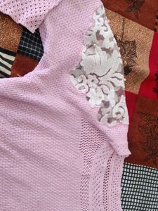 Pink woolen top for girls