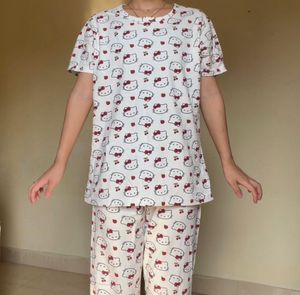 Hello Kitty Pajama Set