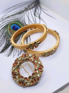 Elegant silk thread bangles with upin combo set