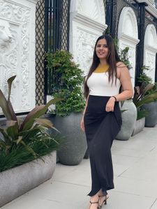 Chic Two-Tone Sleeveless Maxi Dress